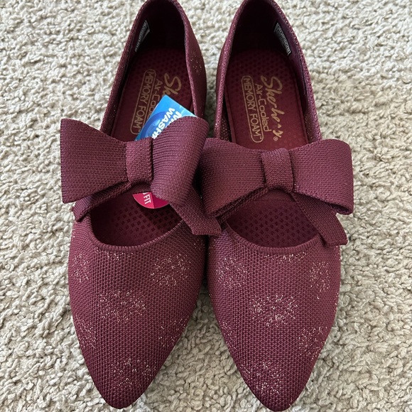 NWT women’s Skechers air-cooled memory foam flats with bow - Picture 2 of 8